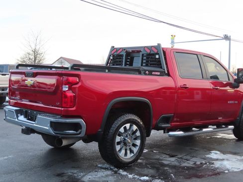 Used 2024 Chevrolet Silverado 2500 LT AWD/4WD image 21