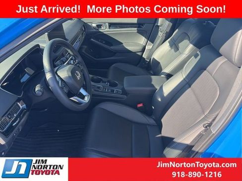 Used 2024 Honda Civic Sport Touring image 7