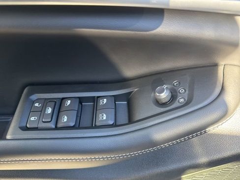 New 2025 Jeep Grand Cherokee L Limited w/ Luxury Tech Group II image 27