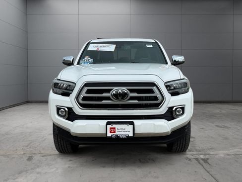 Certified 2022 Toyota Tacoma Limited AWD/4WD image 8