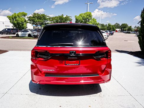 New 2026 Honda Odyssey EX-L image 9