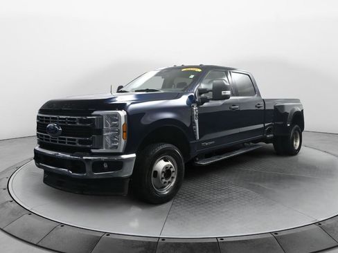 Used 2024 Ford F350 XLT image 1