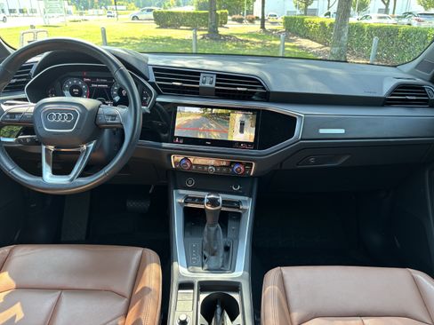 Used 2024 Audi Q3 2.0T Premium Plus AWD/4WD image 32