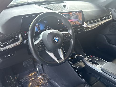 Used 2025 BMW X1 xDrive28i AWD/4WD image 13