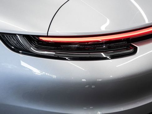 Used 2024 Porsche 911 Carrera 4S image 15