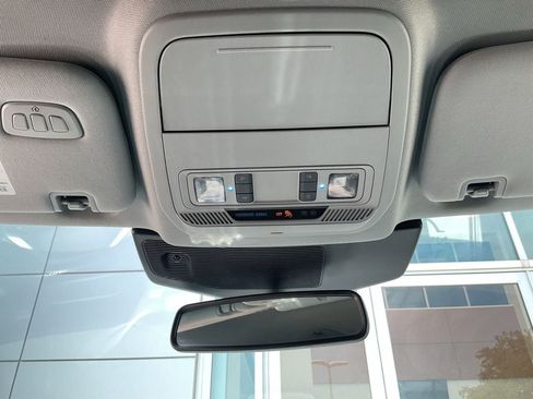 Used 2023 Ford Explorer Limited RWD image 17