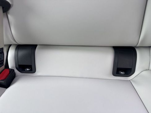 New 2026 Nissan Leaf SV+ w/ Floor Mat Package (SV+) FWD image 18