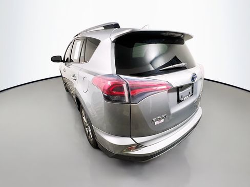 Used 2017 Toyota RAV4 Limited AWD/4WD image 8