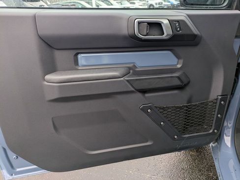 New 2025 Ford Bronco Base image 21