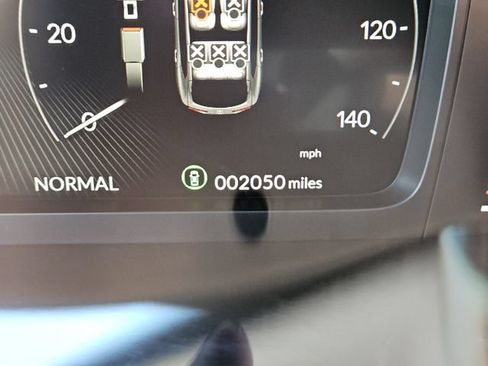 Certified 2025 Acura ADX FWD image 15