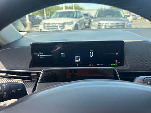 Used 2025 Ford Mustang Mach-E Select AWD/4WD image 34