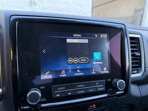 Used 2022 Nissan Frontier SV image 17