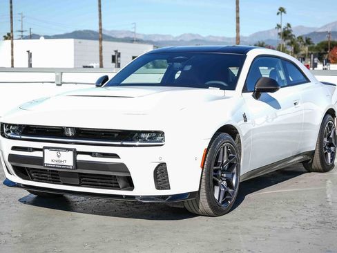 New 2026 Dodge Charger R/T Scat Pack image 4