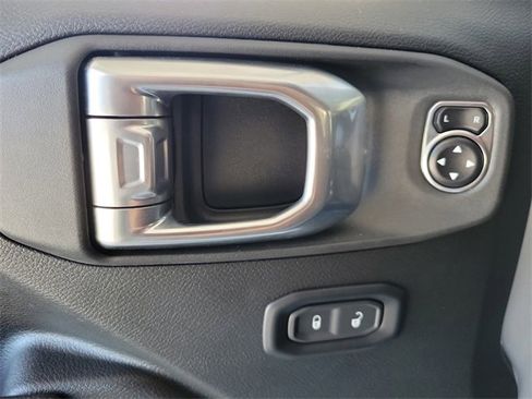 Used 2024 Jeep Wrangler Sport S image 22