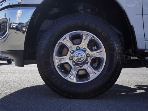 Used 2023 RAM 2500 Big Horn w/ Level 1 Equipment Group image 11