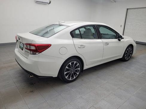 Used 2021 Subaru Impreza 2.0i Limited image 10