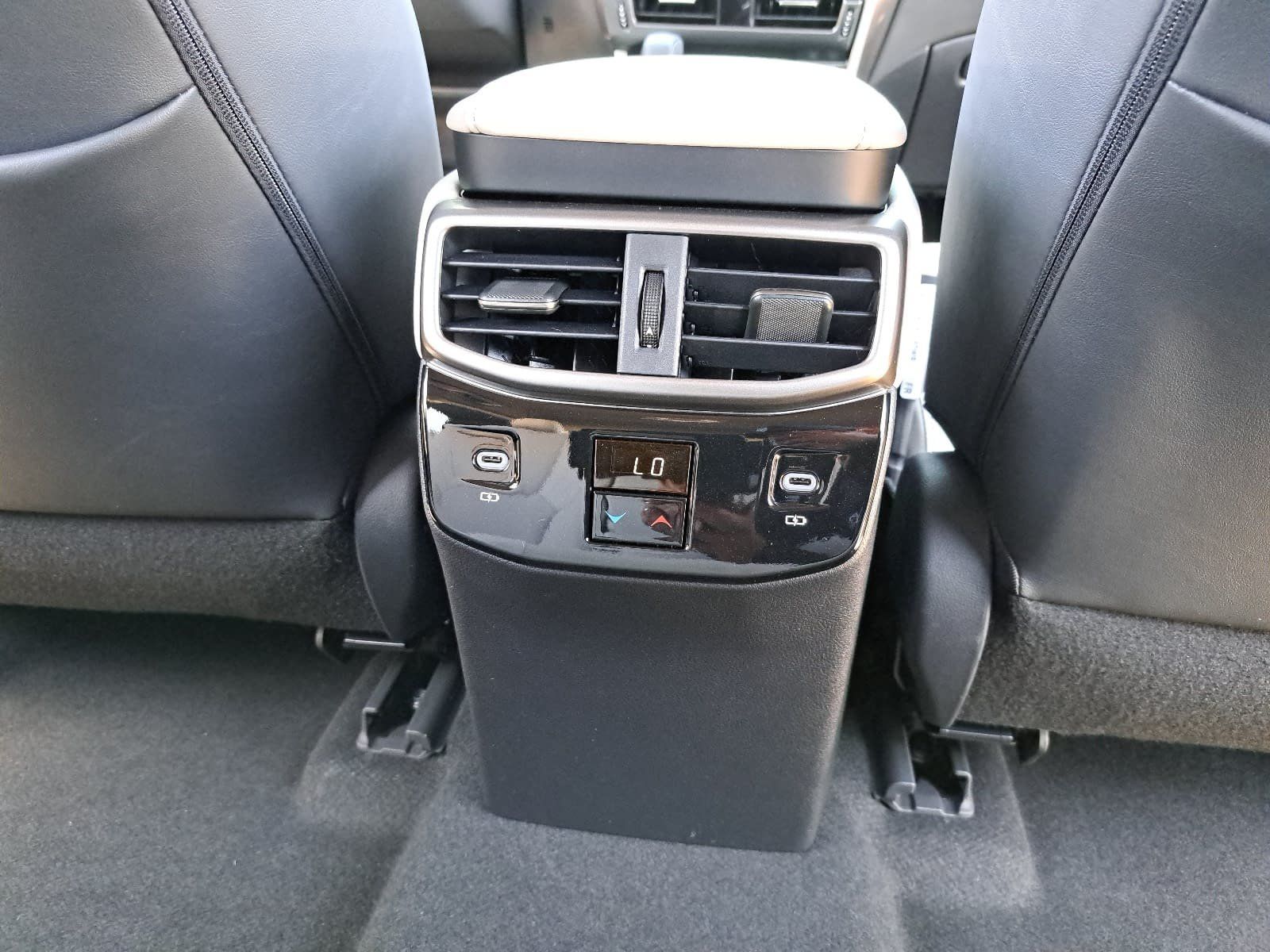 Used 2026 Lexus RX 350 Premium w/ Convenience Package FWD image 12
