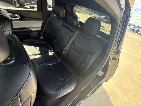 Used 2025 Jeep Compass Limited AWD/4WD image 26