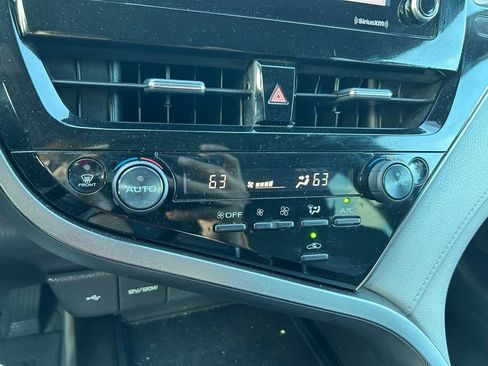 Certified 2022 Toyota Camry LE FWD image 27