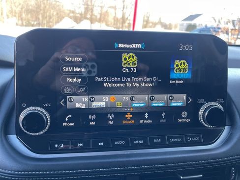 Used 2022 Nissan Rogue Platinum w/ Head-Up Display Package image 14