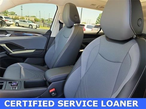 New 2025 Volkswagen Tiguan SE image 13