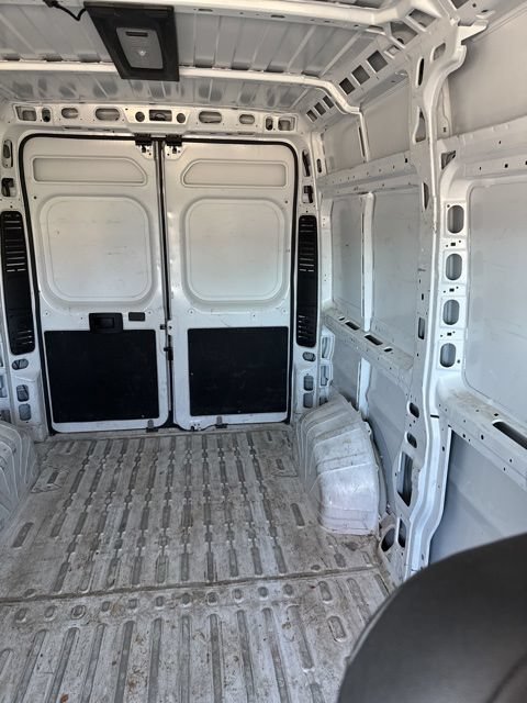 Used 2025 RAM ProMaster 2500 w/ Convenience Group FWD image 21