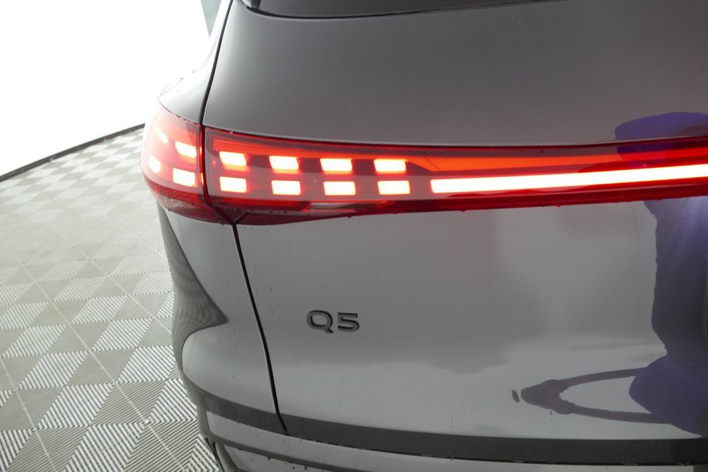 New 2026 Audi Q5 2.0T AWD/4WD image 30