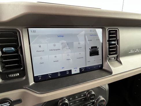 Used 2024 Ford Bronco Wildtrak image 24