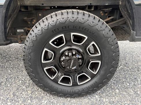 Used 2025 Ford F350 Lariat w/ Camper Package AWD/4WD image 7