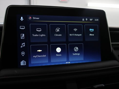 Used 2023 Chevrolet Suburban RST w/ Luxury Package AWD/4WD image 67