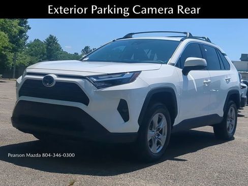 Used 2025 Toyota RAV4 XLE FWD image 8