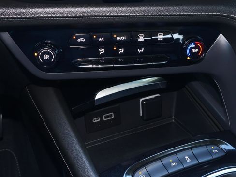 Used 2022 Buick Envision Preferred w/ Safety Package image 27