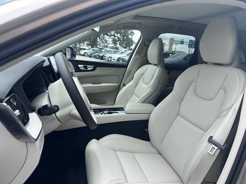 Certified 2026 Volvo XC60 T8 Ultra w/ Climate Package AWD/4WD image 16