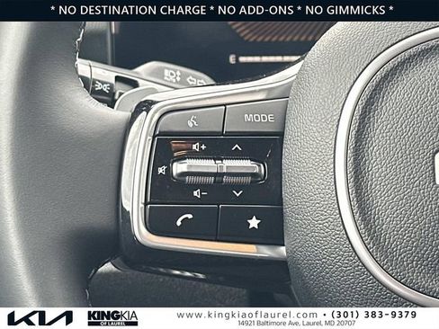 Used 2025 Kia Sorento EX AWD/4WD image 10