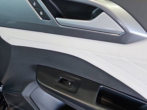 New 2026 Volkswagen Taos SEL AWD/4WD image 12