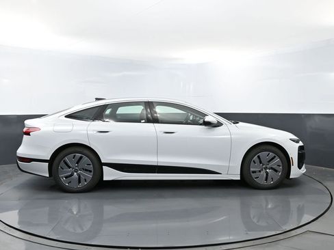 New 2025 Audi A6 e-tron Premium AWD/4WD image 4