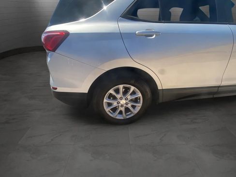 Used 2020 Chevrolet Equinox LS w/ LS Convenience Package FWD image 33