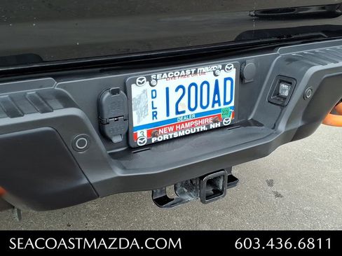 Used 2025 Ford F150 Raptor AWD/4WD image 4