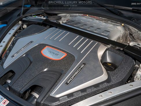 Used 2022 Porsche Panamera GTS image 36