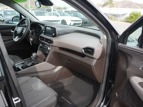 Used 2020 Hyundai Santa Fe SE FWD image 31