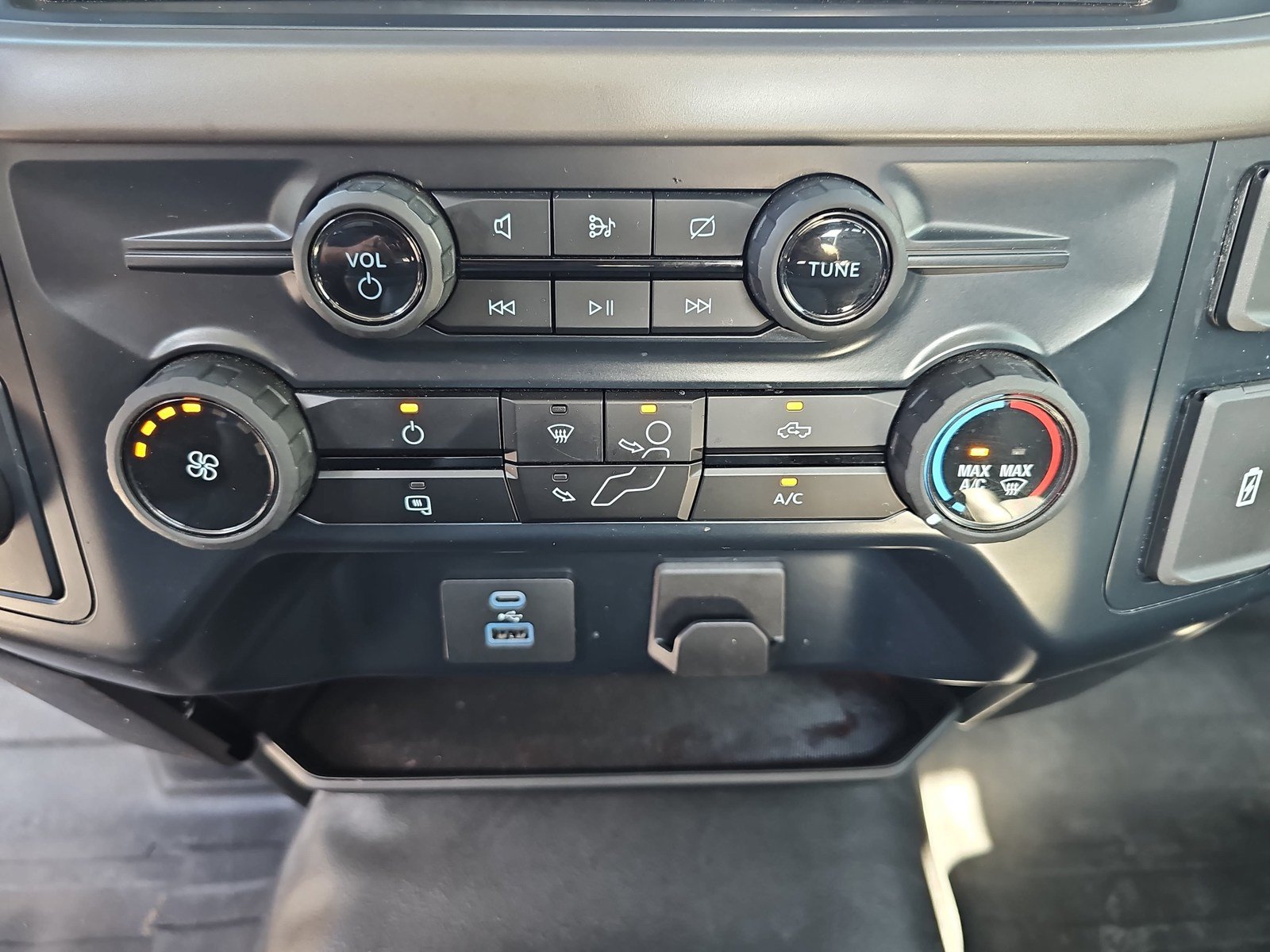 Used 2024 Ford F150 XL RWD image 25