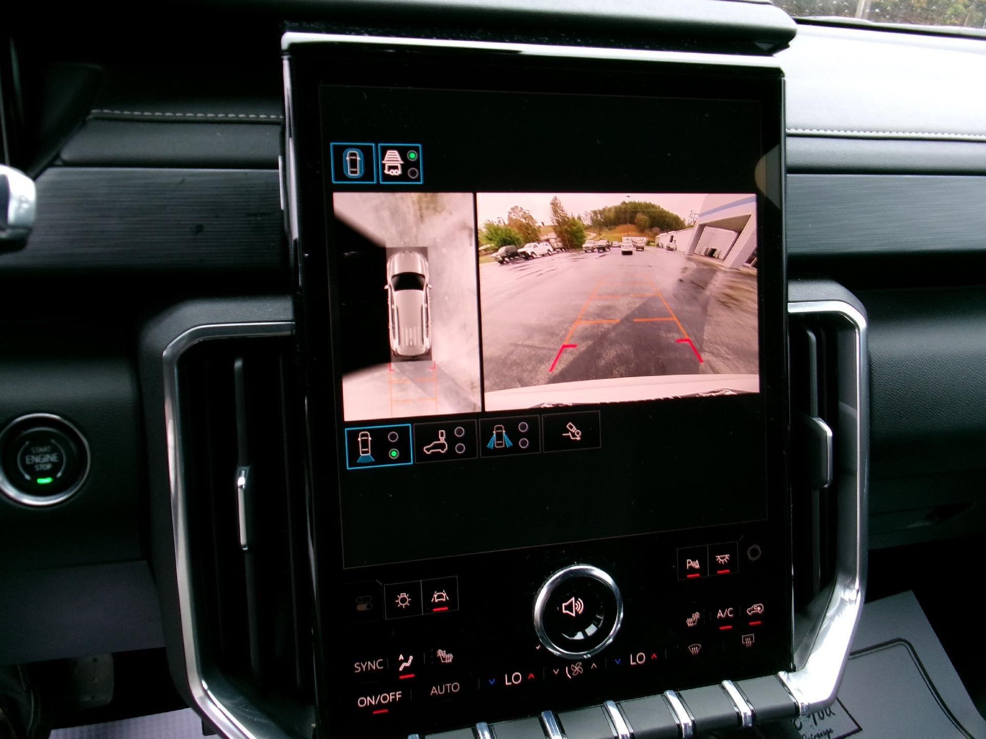 Used 2026 GMC Acadia Elevation w/ Elevation Premium Package AWD/4WD image 14