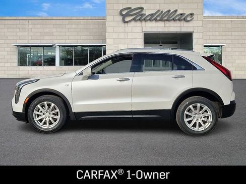 Certified 2023 Cadillac XT4 Luxury w/ Cold Weather Package image 2