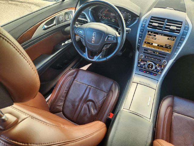 Certified 2019 Lincoln MKZ Reserve AWD/4WD image 12