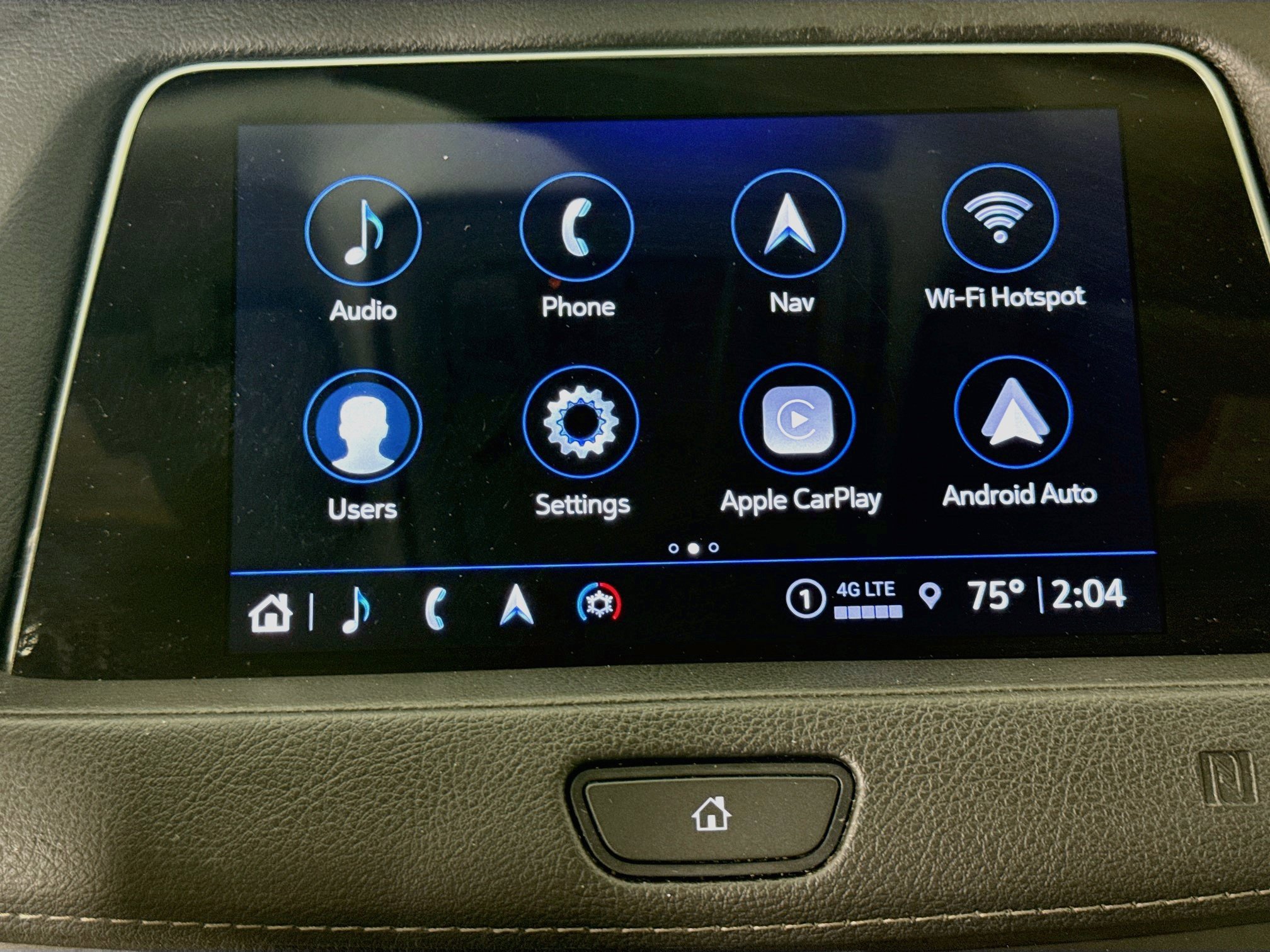 Used 2021 Cadillac XT4 Premium Luxury w/ Cold Weather Package FWD image 15