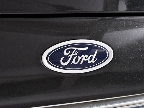 Used 2013 Ford Fusion SE FWD image 21