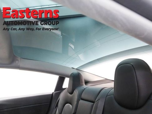 Used 2021 Tesla Model 3 Standard Range Plus image 32