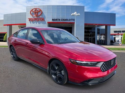 Used 2023 Honda Accord Sport image 1