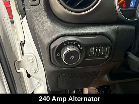 Used 2018 Jeep Wrangler Unlimited Sport S AWD/4WD image 25