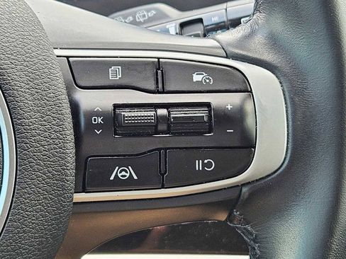 Certified 2025 Kia Sportage EX w/ Premium Package FWD image 14